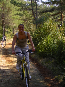Des boucles pour les vélos au départ de Laroque des Albères permettent de découvrir les villages des environs